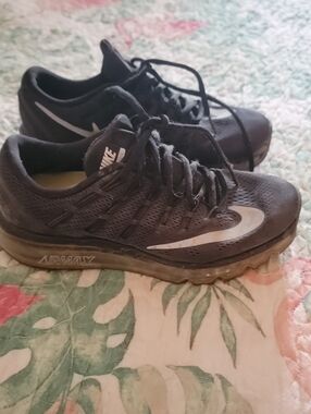 Nike Womens Black Air Max Mesh Athletic Shoes
